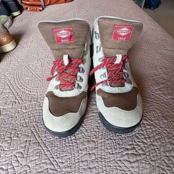 Merrill Beige and Red Retro hikers - Picture 4 of 4
